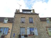 Maison à vendre à Fresnay-sur-Sarthe, Sarthe - 156.600 € - photo 1
