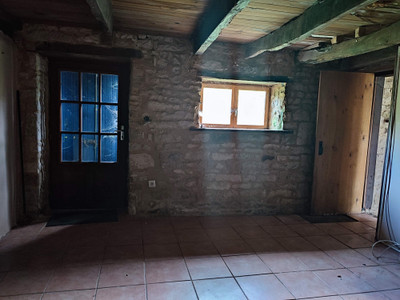 French property for sale in Champagne-Mouton, Charente - €29,000 - photo 2