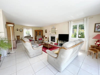 French property for sale in Saint-Laurent-sur-Mer, Calvados - €499,900 - photo 1