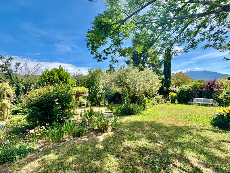 French property for sale in Vinça, Pyrénées-Orientales - €294,000 - photo 1