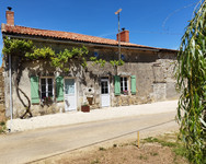 Guest house / gite for sale in Savigné Vienne Poitou_Charentes