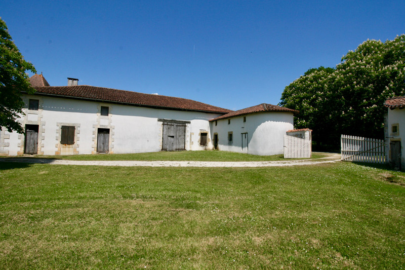French property for sale in Vitrac-Saint-Vincent, Charente - &#8364;371,000 - photo 5