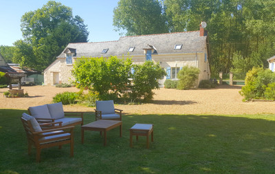 French property for sale in Vernoil-le-Fourrier, Maine-et-Loire - €487,600 - photo 1
