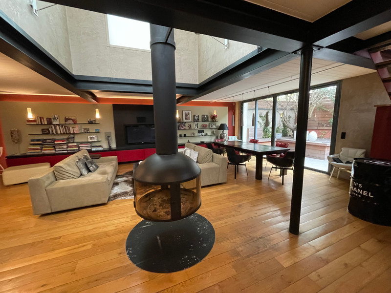 French property for sale in Lyon 8e Arrondissement, Rhône - €625,000 - photo 2