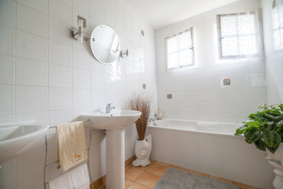 French property for sale in Sougéal, Ille-et-Vilaine - €299,000 - photo 9