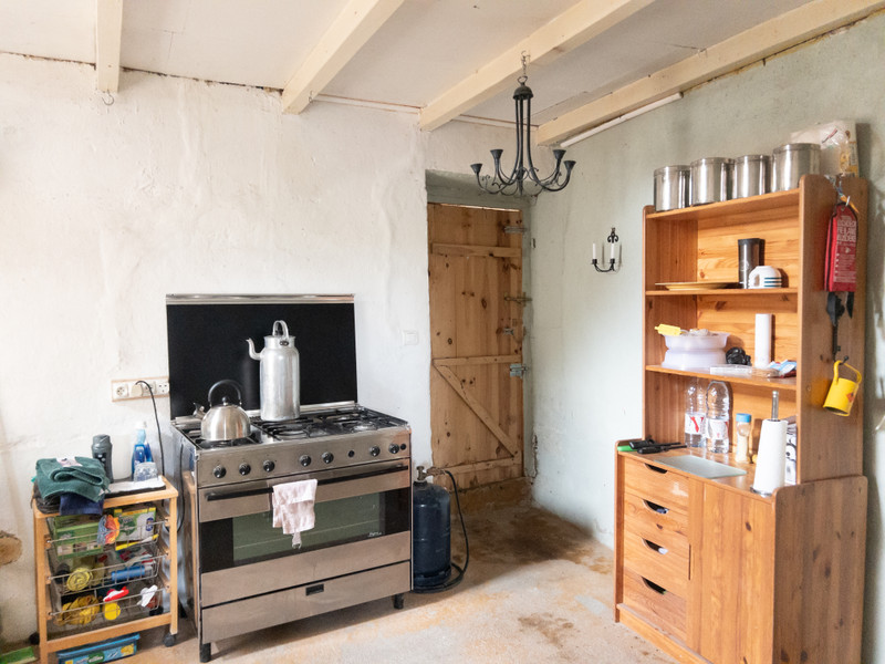 French property for sale in Chalais, Charente - €71,600 - photo 4