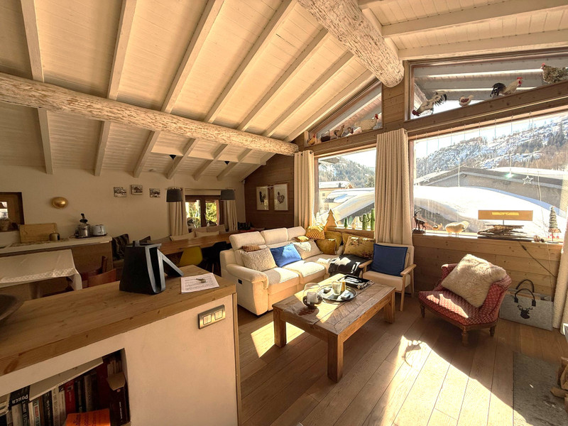 Ski property for sale in Tignes - €2,496,000 - photo 2