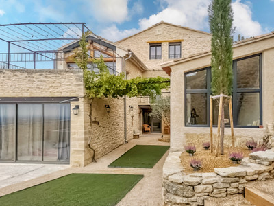 Maison à vendre à Crillon-le-Brave, Vaucluse, PACA, avec Leggett Immobilier