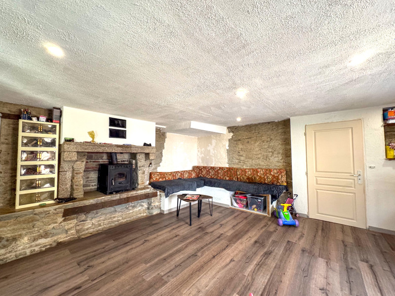 French property for sale in Le Busseau, Deux-Sèvres - €194,400 - photo 3