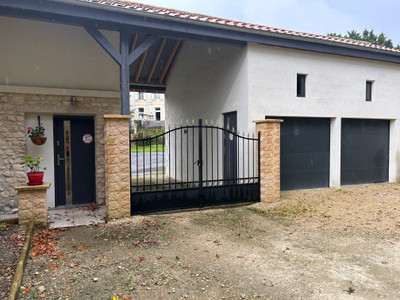 French property for sale in Baignes-Sainte-Radegonde, Charente - €294,250 - photo 7