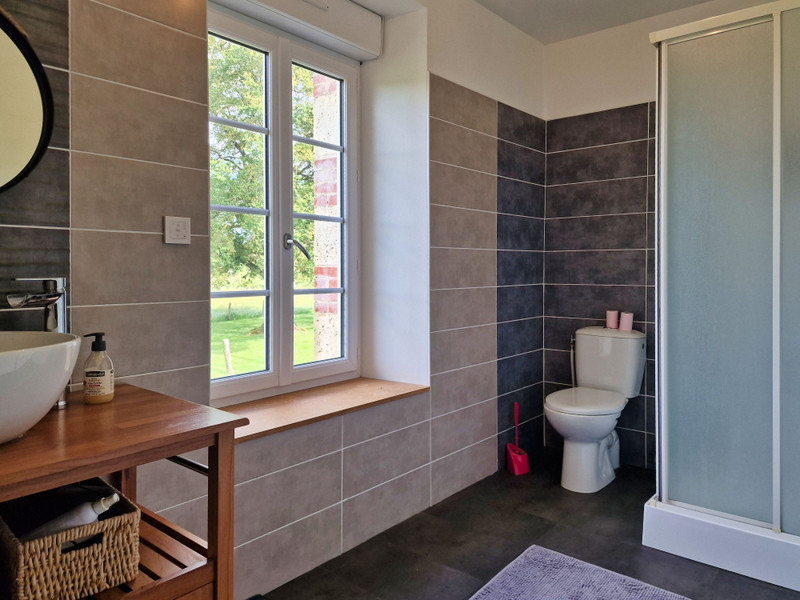 French property for sale in Alloue, Charente - €376,300 - photo 7