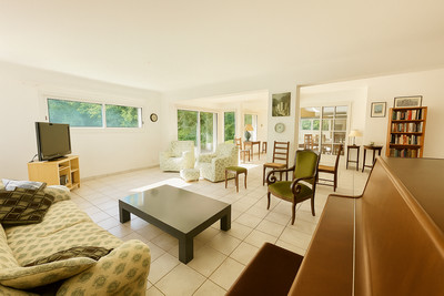 French property for sale in Plestin-les-Grèves, Côtes-d'Armor - €567,000 - photo 9