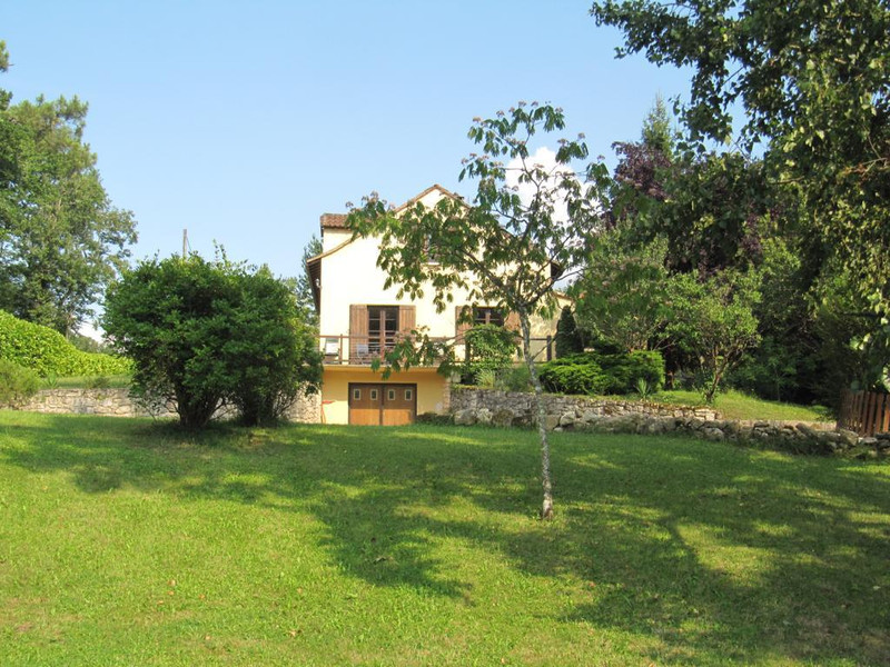 Maison à vendre à Villefranche-de-Lonchat, Dordogne - 299 600 € - photo 1 Maison à vendre à Villefranche-de-Lonchat, Dordogne - 299 600 € - photo 1
