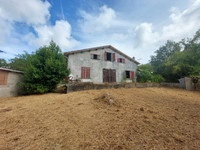 Maison à vendre à Coteaux-du-Blanzacais, Charente - 165.000 € - photo 1