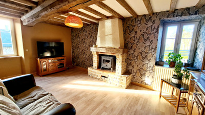 French property for sale in Saint-Fraimbault, Orne - €184,000 - photo 2
