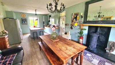 French property for sale in Saint-Cyr-du-Bailleul, Manche - €197,000 - photo 2