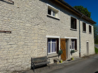 Propriété à vendre à Salles-Lavalette, Charente - 99 000 € - photo n°1