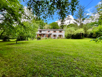 Maison à vendre à Jonzac, Charente-Maritime - 450.000 € - photo 1