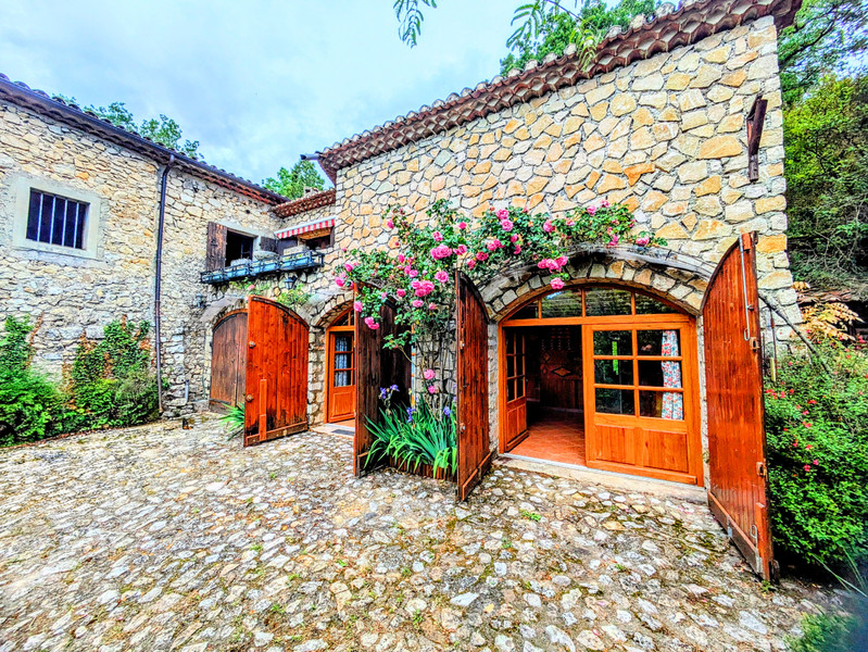 French property for sale in Mirmande, Drôme - €369,000 - photo 7