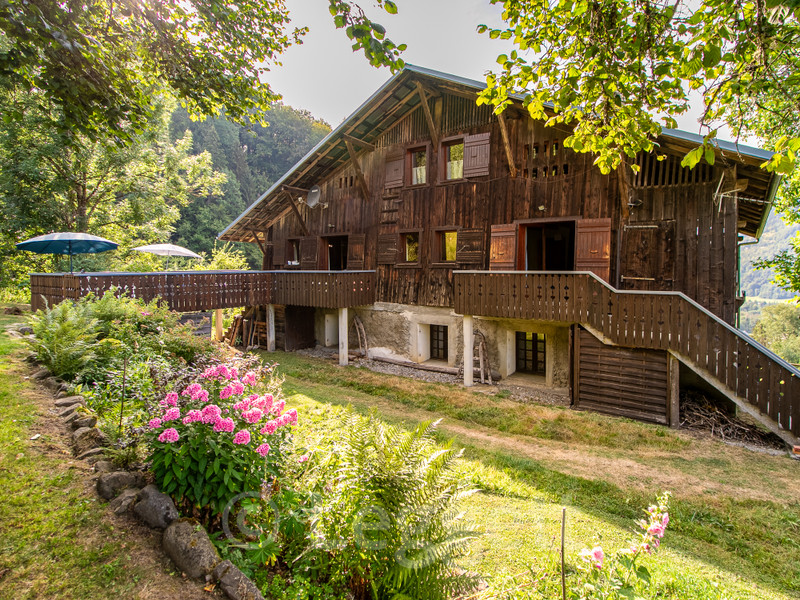 Ski property for sale in Morillon - €993,000 - photo 0