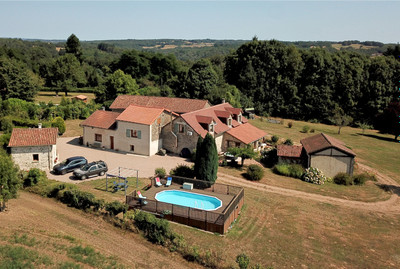 Maison à vendre à Champs-Romain, Dordogne, Aquitaine, avec Leggett Immobilier