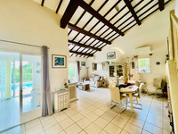 Maison à vendre à Saint-Raphaël, Var - 930.000 € - photo 2