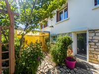 Maison à vendre à Gond-Pontouvre, Charente - 169.900 € - photo 1