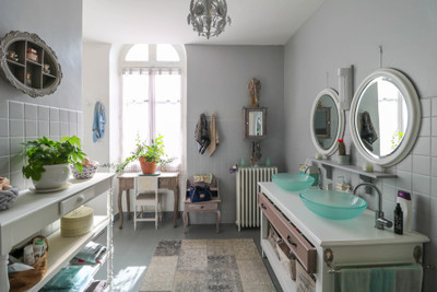 French property for sale in Uzès, Gard - €1,300,000 - photo 4