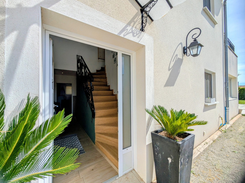 French property for sale in Portes-lès-Valence, Drôme - €469,000 - photo 1