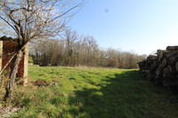 Terrain à vendre à Nieuil, Charente - 20.000 € - photo 3