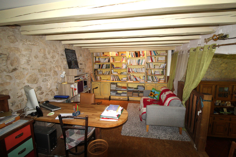 French property for sale in Saint-Pierre-de-Maillé, Vienne - €287,500 - photo 4