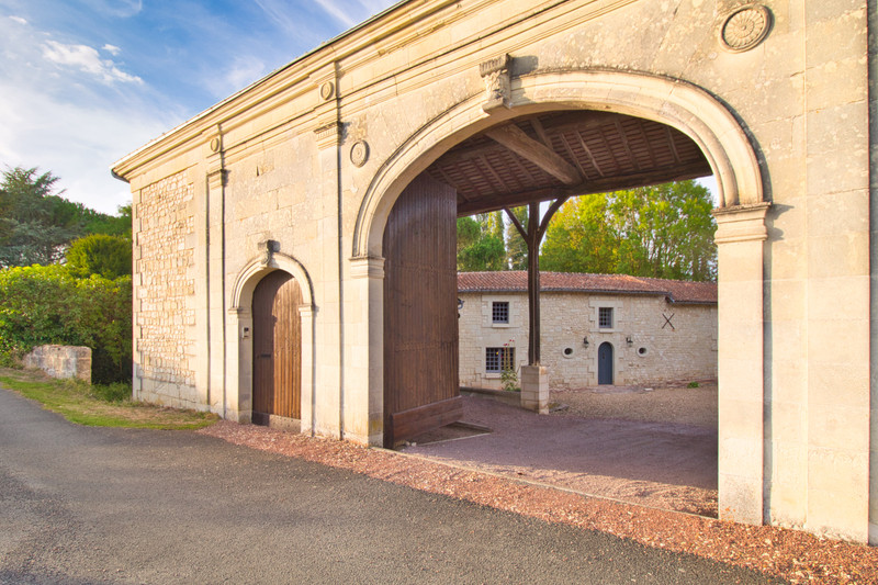 House for sale in Les TroisMoutiers Vienne In the South of the