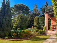 Maison à vendre à Villeneuve-Loubet, Alpes-Maritimes - 1.095.000 € - photo 2