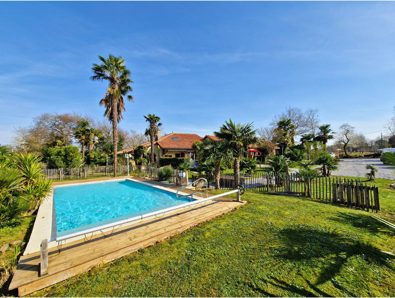 French property for sale in Eugénie-les-Bains, Landes - €649,000 - photo 2