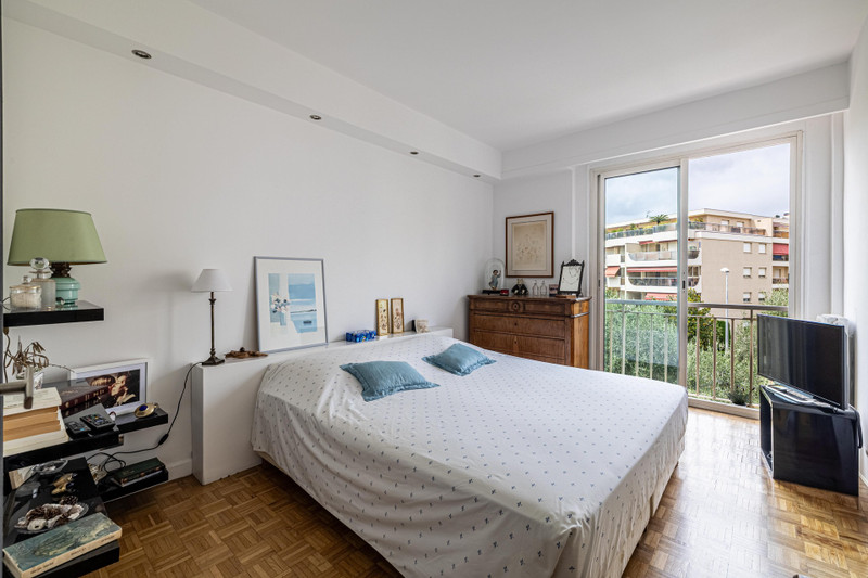 French property for sale in Nice, Alpes-Maritimes - €465,000 - photo 8
