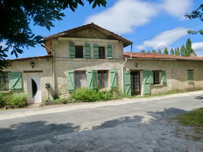 Maison à vendre à Nantillé, Charente-Maritime, Poitou-Charentes, avec Leggett Immobilier