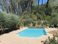 Maison à vendre à Cotignac, Var - 945.000 € - photo 2