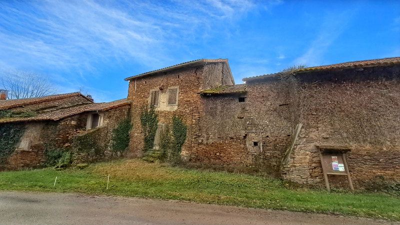 French property for sale in Champagnac-la-Rivière, Haute-Vienne - €31,600 - photo 2