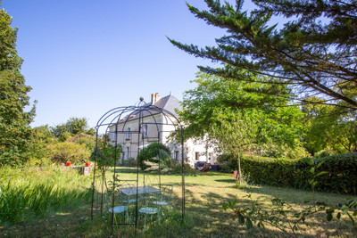 French property for sale in Sepmes, Indre-et-Loire - €670,000 - photo 9