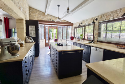 French property for sale in Garrigues-Sainte-Eulalie, Gard - €758,000 - photo 4