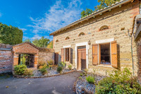 Maison à vendre à Saint-Élix-le-Château, Haute-Garonne - 795 000 € - photo 4