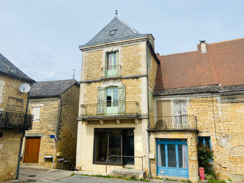 Maison à vendre à Salignac-Eyvigues, Dordogne - 88 000 € - photo 1