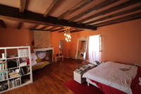 Maison à vendre à Val-de-Bonnieure, Charente - 349 000 € - photo 5