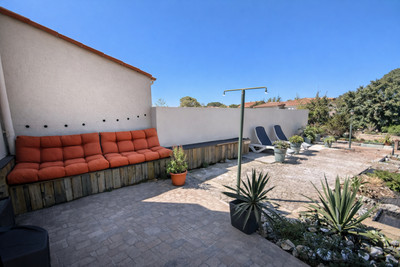 French property for sale in Capestang, Hérault - €265,000 - photo 8