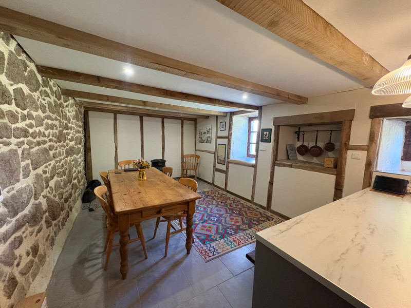 French property for sale in Saint-Estèphe, Dordogne - €318,000 - photo 2