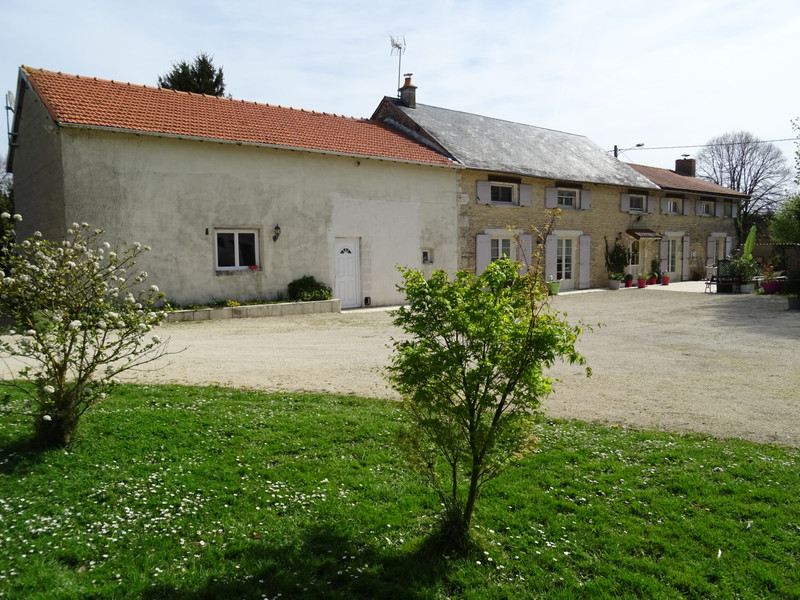 French property for sale in Savigné, Vienne - €328,600 - photo 10