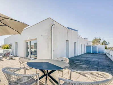 French property for sale in Le Bouscat, Gironde - €416,000 - photo 2