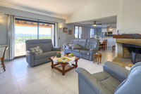 Maison à vendre à Saint-Saturnin-lès-Apt, Vaucluse - 477.000 € - photo 4