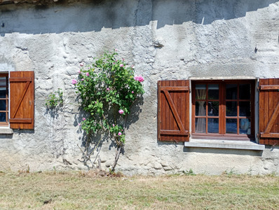 French property for sale in Thollet, Vienne - €97,900 - photo 9