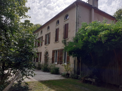 Maison à vendre à Bazas, Gironde, Aquitaine, avec Leggett Immobilier